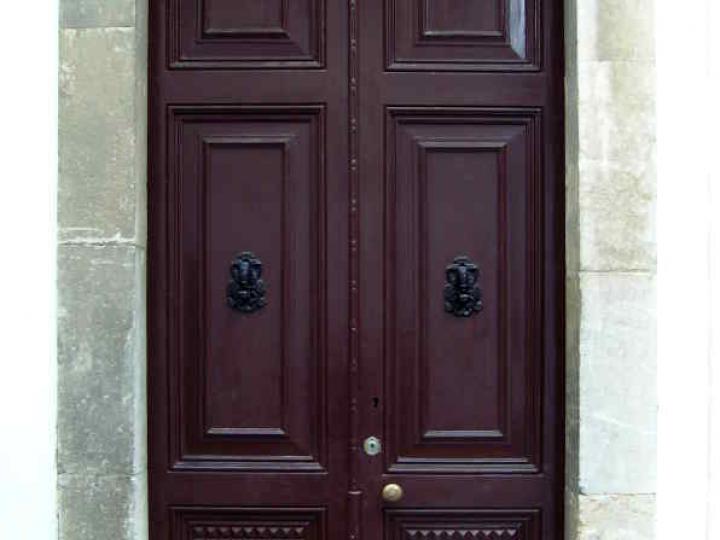 Door 011